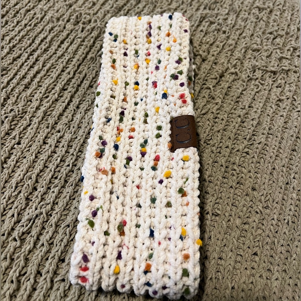 C.C. Ear Warmer / Ear Muffs